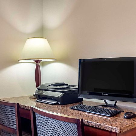 Comfort Inn & Suites Dahlonega University Area Bagian luar foto