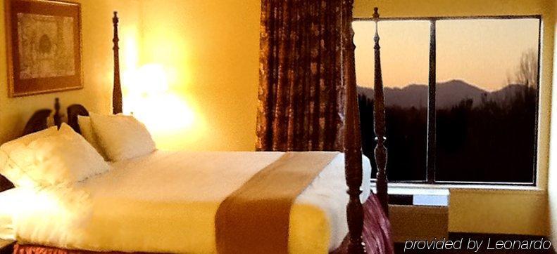Comfort Inn & Suites Dahlonega University Area Bagian luar foto