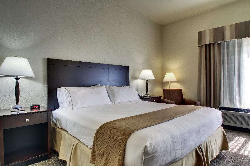 Comfort Inn & Suites Dahlonega University Area Bagian luar foto