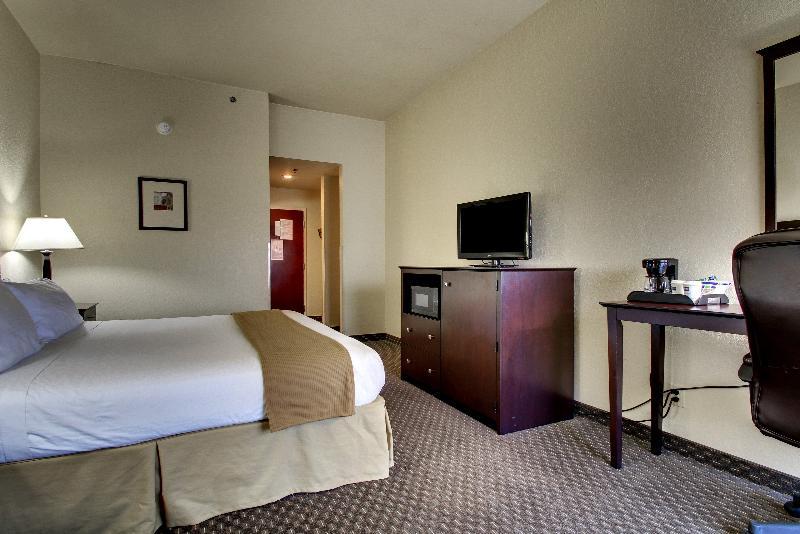 Comfort Inn & Suites Dahlonega University Area Bagian luar foto